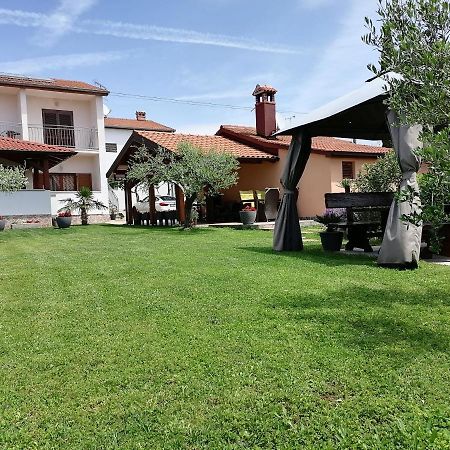 Relax Green House Ρόβινι Εξωτερικό φωτογραφία
