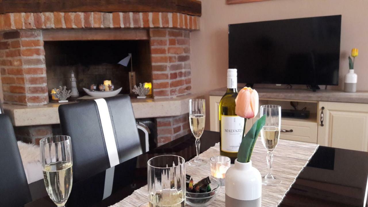 Relax Green House Ρόβινι Εξωτερικό φωτογραφία